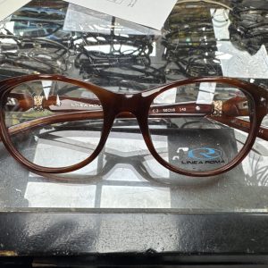 Eyeglass
